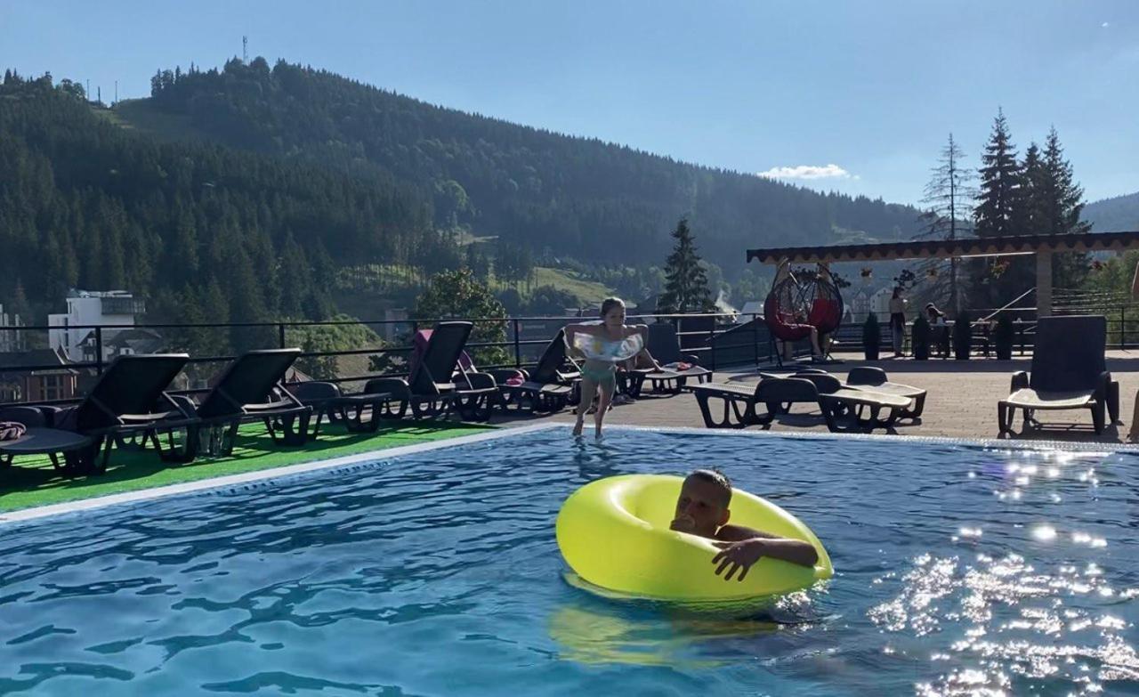 Маєток "Zymon & Ski" Bukovel Luaran gambar